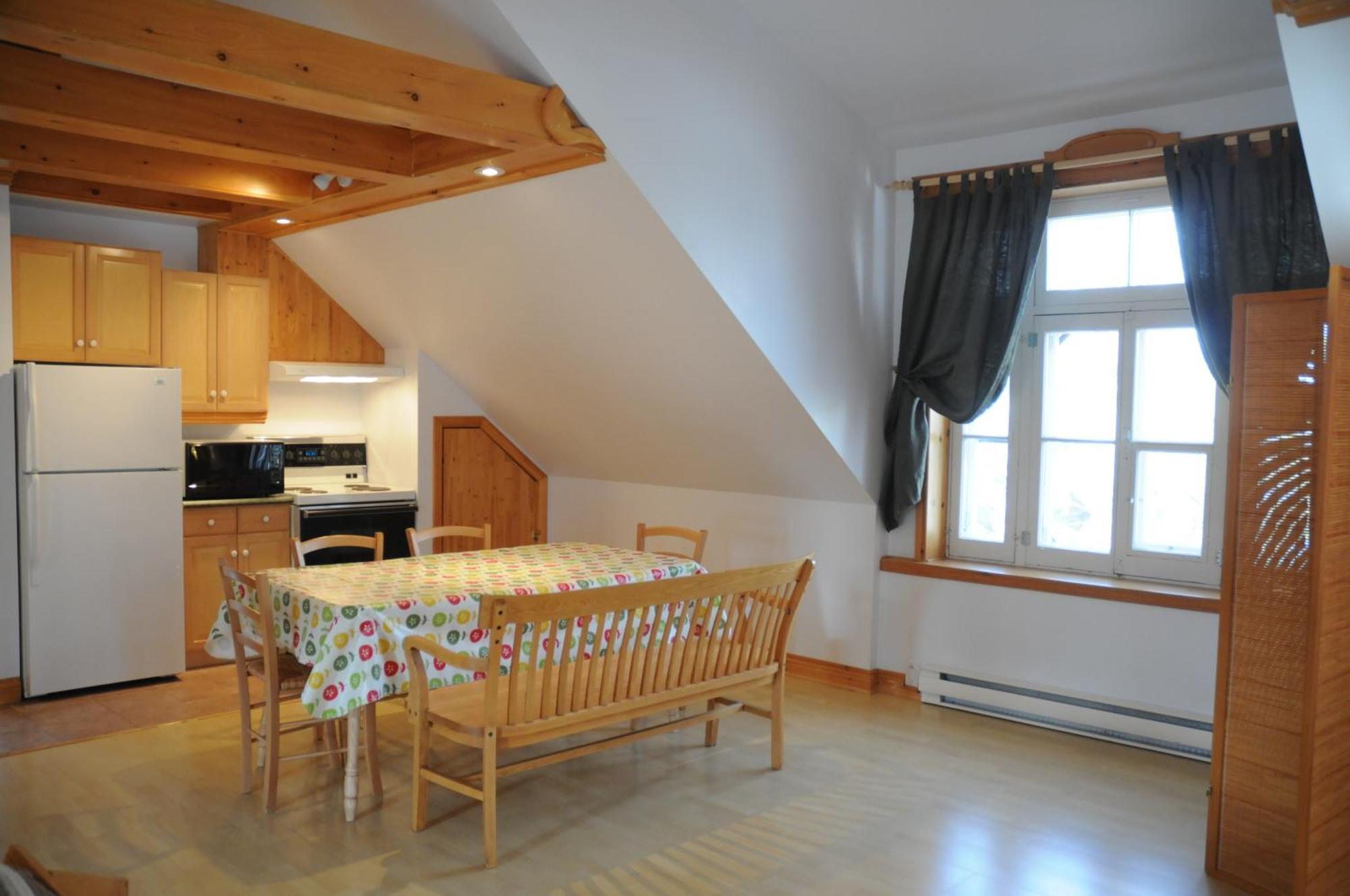 Aux Petits Oiseaux Citqo96751 Hotell Baie-Saint-Paul Eksteriør bilde