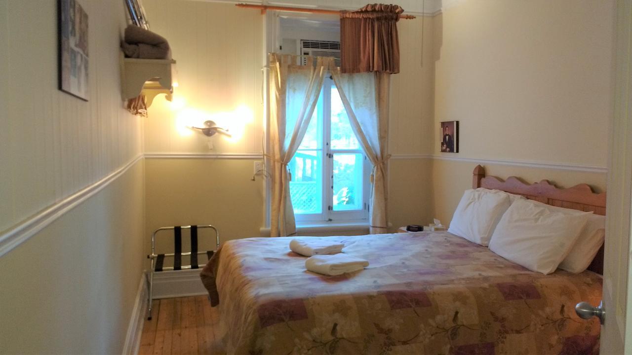 Aux Petits Oiseaux Citqo96751 Hotell Baie-Saint-Paul Eksteriør bilde